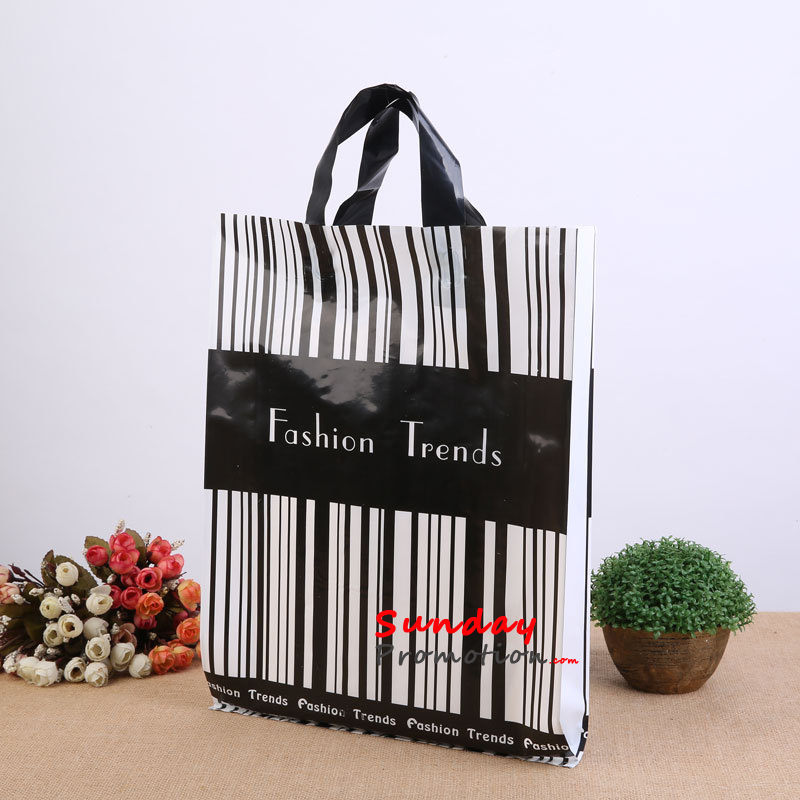 Custom Retail Shopping Bags Wholesale Fashion Plastic Bag with Logo Print